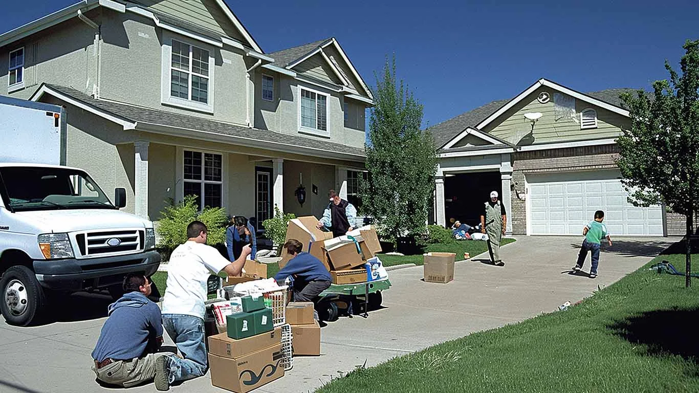 Organized moving checklist and relocation tips